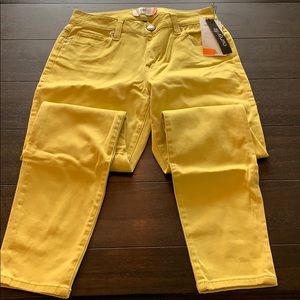CABI women’s jeans. Yellow sz 8 curvy and skinny